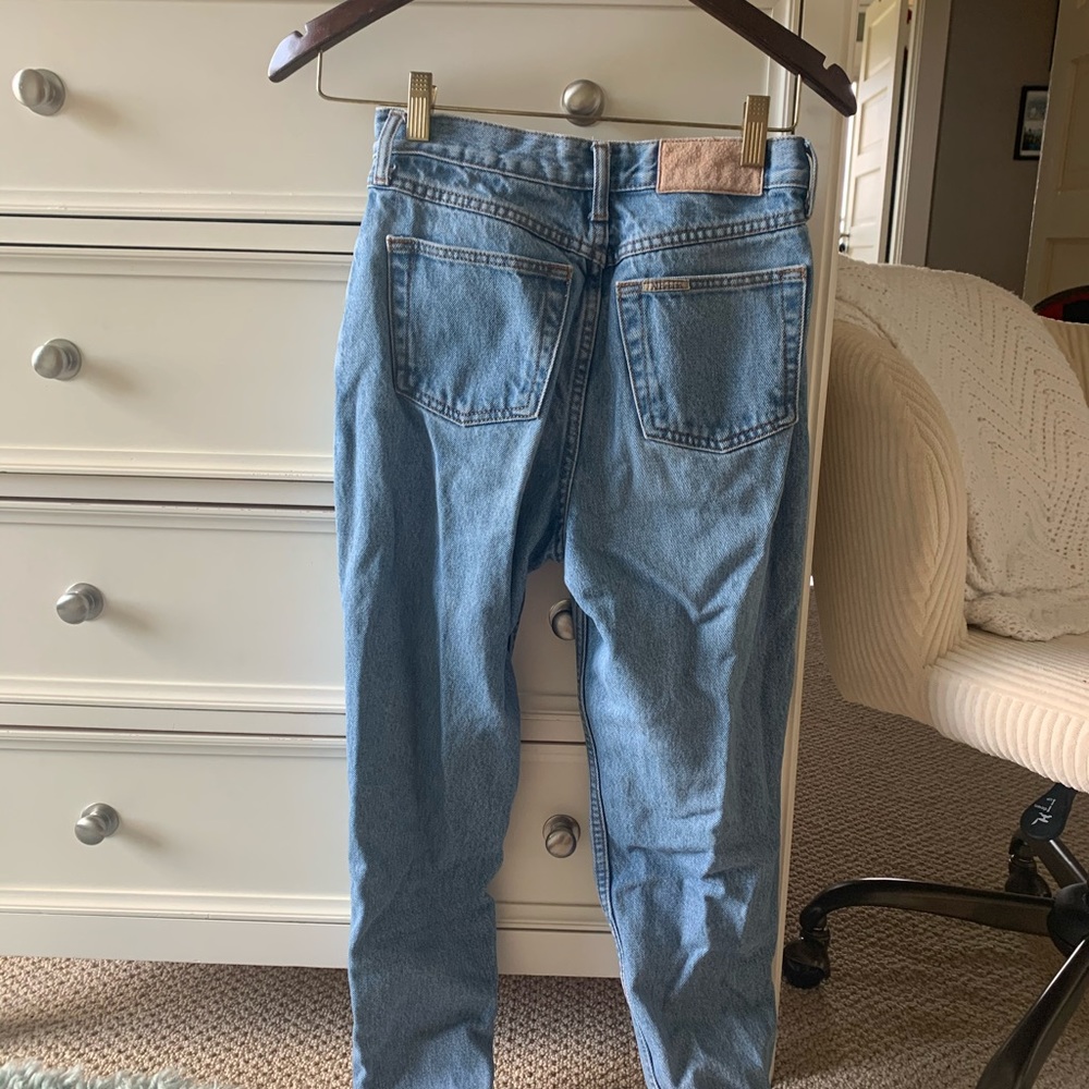 Mom jeans! - Picture 5 of 6